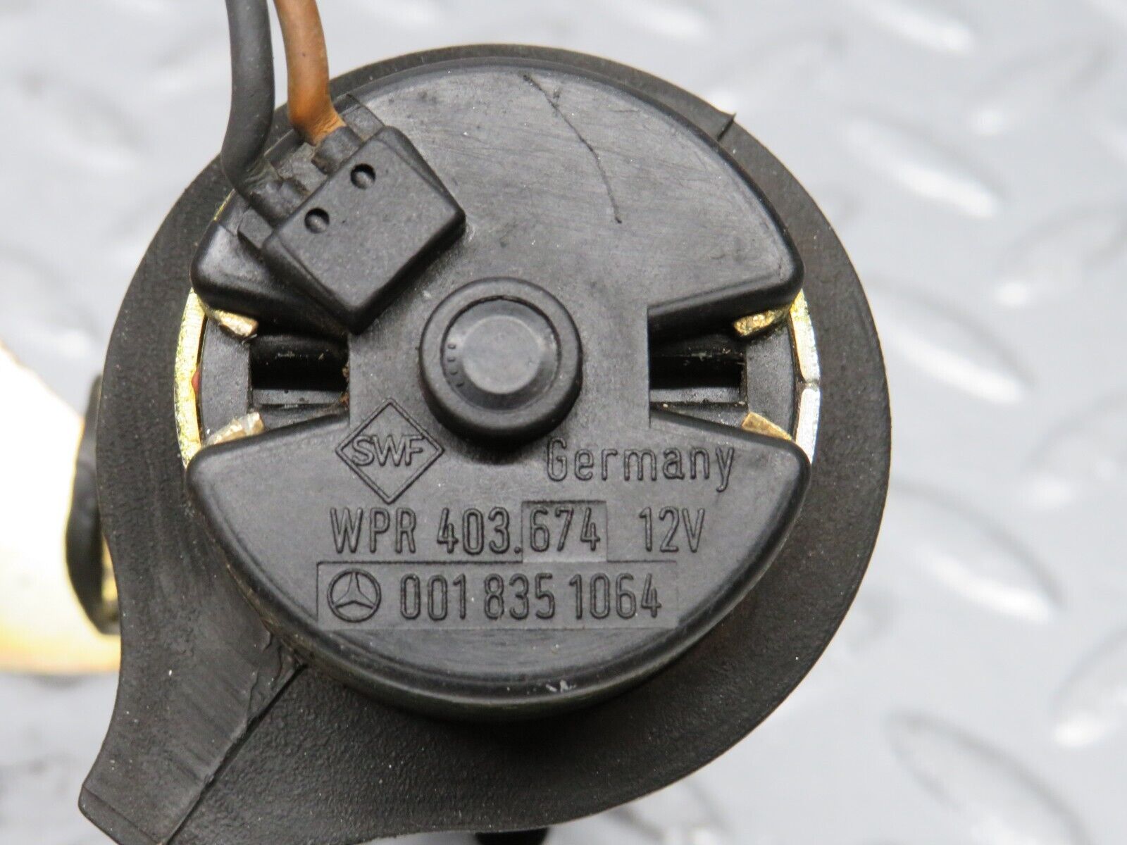 39472 Mercedes-Benz R129 320SL Coupe Heating Water Pump 0018351064