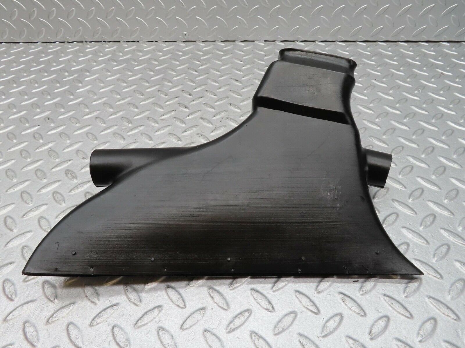 12391 Mercedes-Benz W108 280SE 3.5 Air Vent Duct Right Side