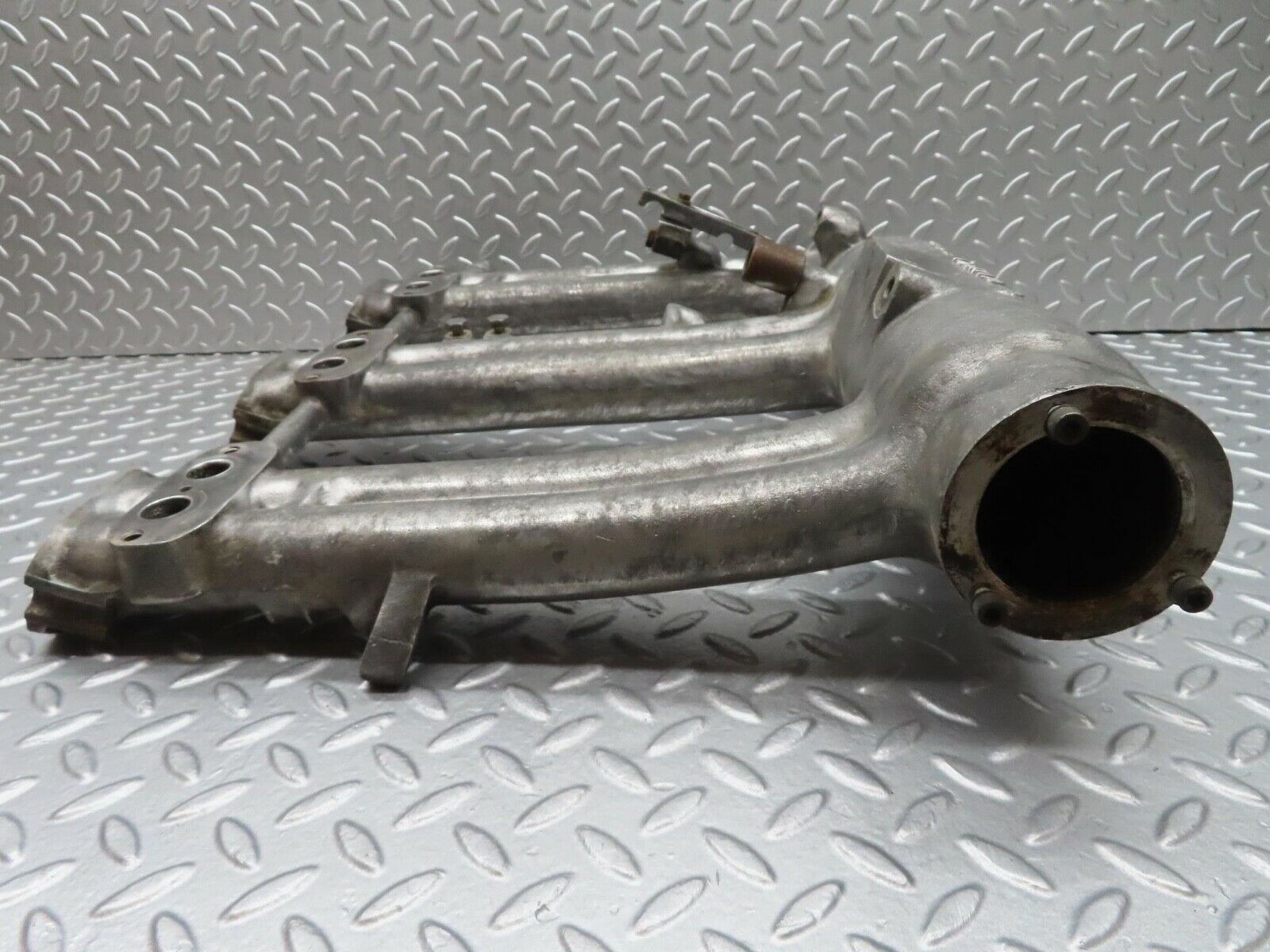 12795 Mercedes-Benz W111 220SE Intake Manifold 1271411701