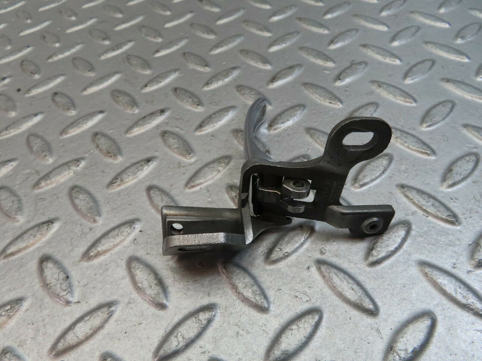 9615 Mercedes-Benz C123 280CE Coupe Left Interior Door Handle 1237600161