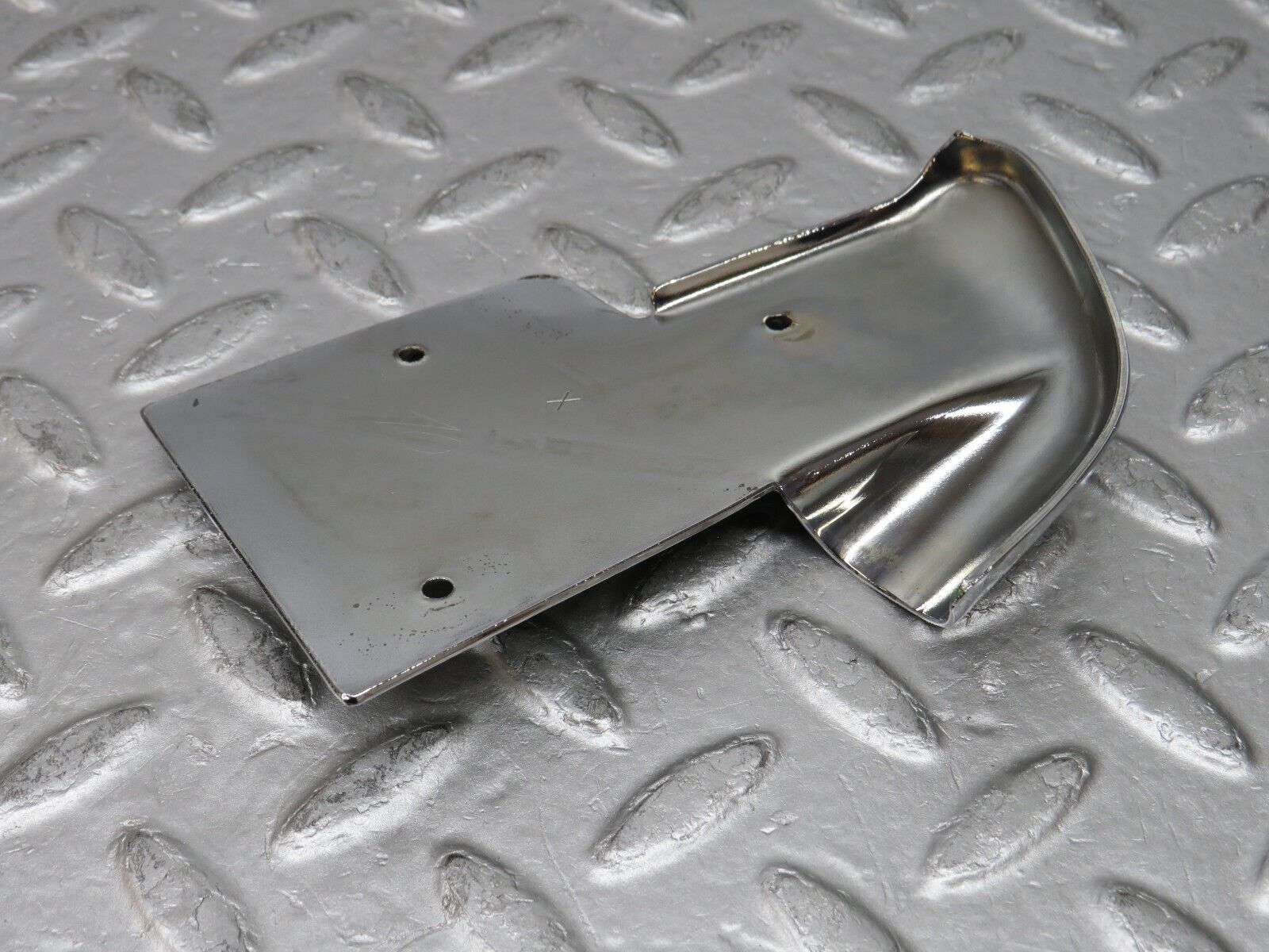 37764 Mercedes-Benz A124 320E Cabriolet B Pillar Chrome Cover Plate Left Side