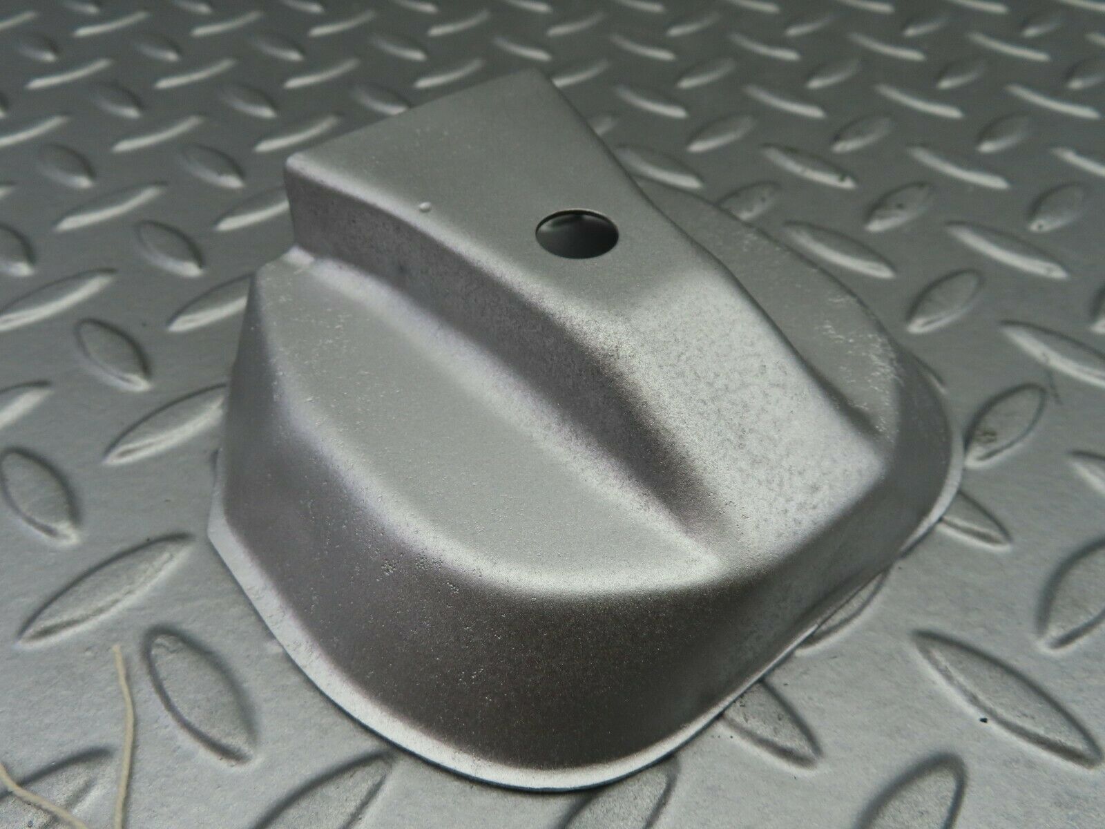 6998 Mercedes-Benz C107 350SLC Coupe Engine Mount Bracket Heat Shield Cover