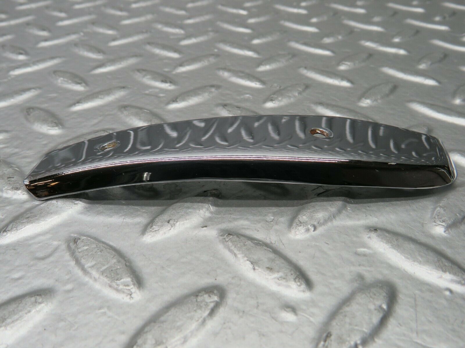 23032 Mercedes-Benz C123 230CE Coupe Right Door Chrome Front Cover