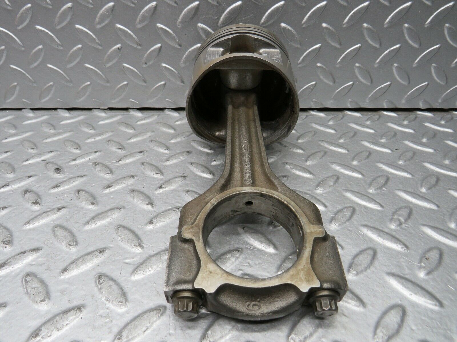 21750 Mercedes-Benz W126 300SE Piston With Connecting Rod 88.485 mm