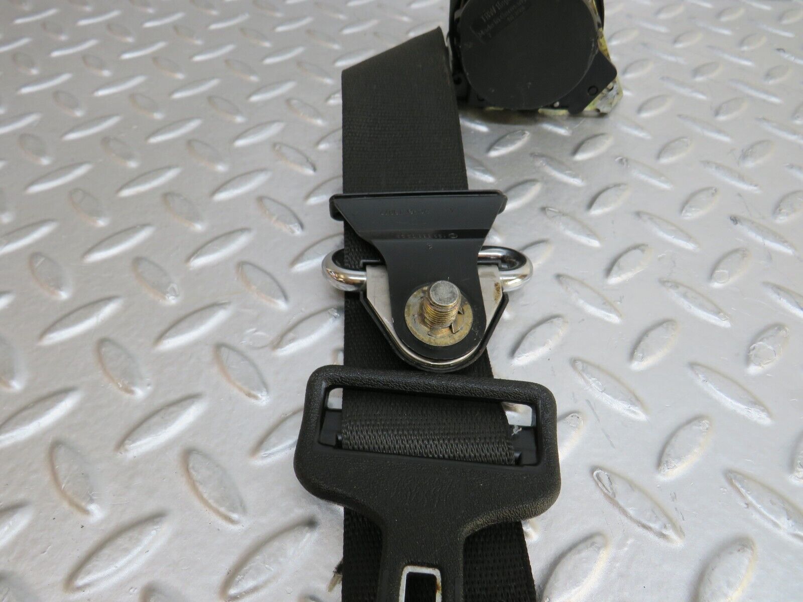 37161 Mercedes-Benz C126 420SEC Coupe Rear Right Seat Belt With Buckles 1268801695