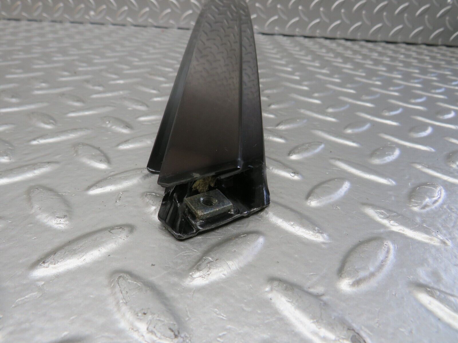 25060 Mercedes-Benz W140 S320 Rear Right Door Window Exterior Trim