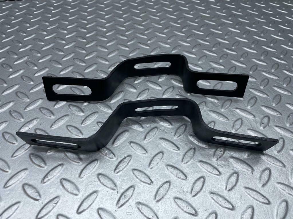 13990 Mercedes-Benz C107 280SLC Front Bumper Bracket