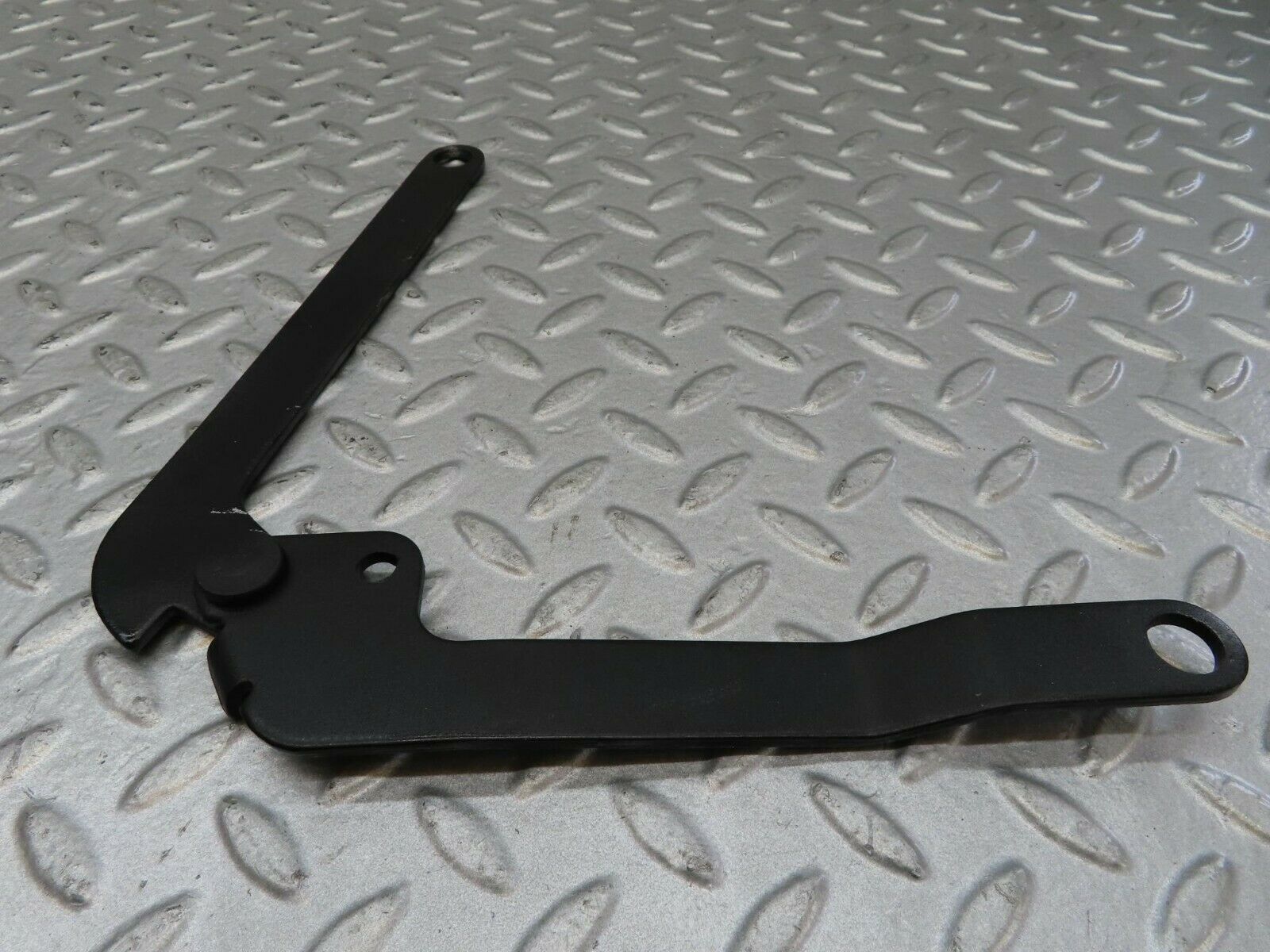 16606 Mercedes-Benz C107 380SLC Bonnet Hinge Left Side