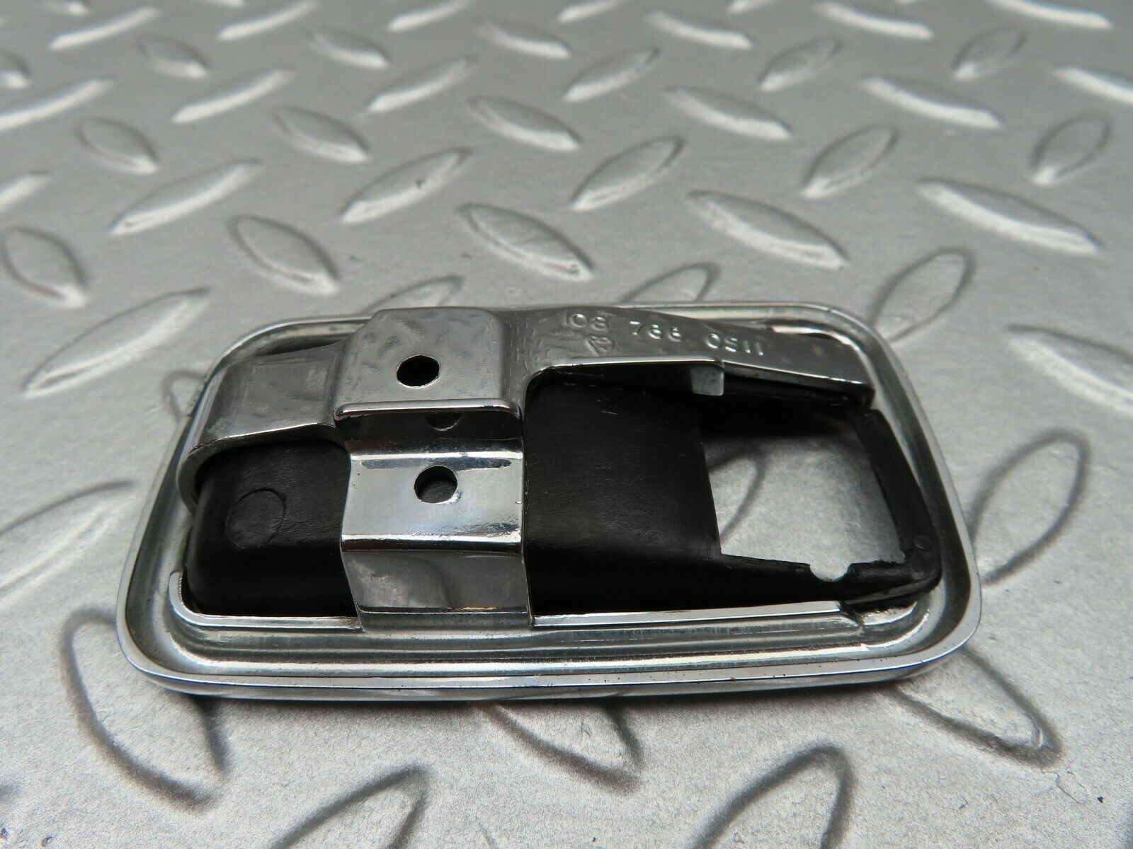 4522 Mercedes-Benz W123 230E Chrome Frame For Door Opener Left 1087660511