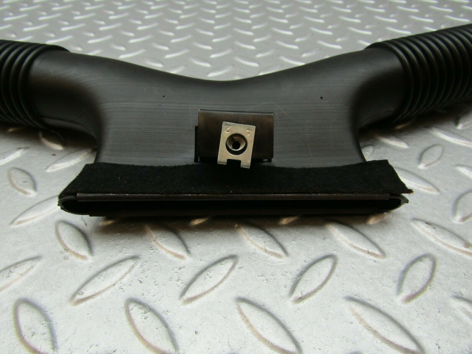 3372 Mercedes-Benz W108 280SE Heater Air Duct Vent Centre