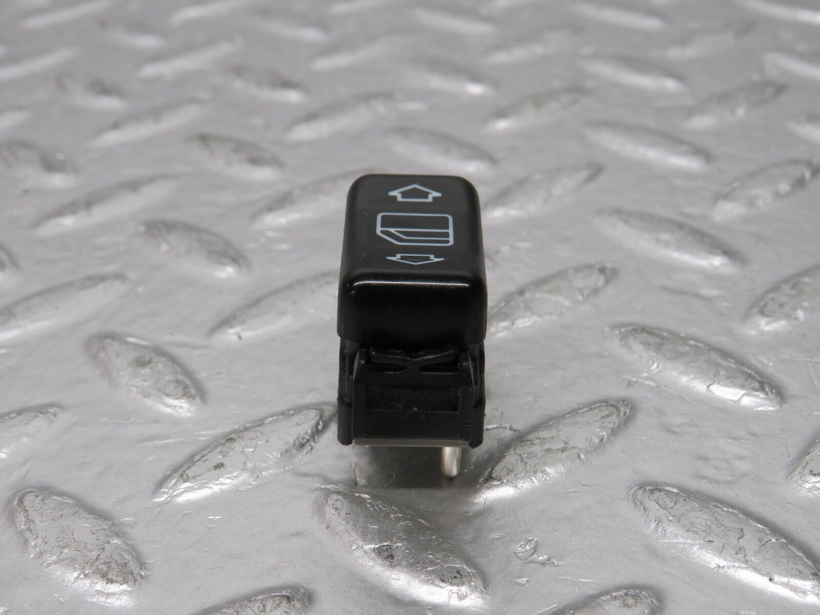 30518 Mercedes-Benz W124 230E Electric Window Switch Right Side 1248209010