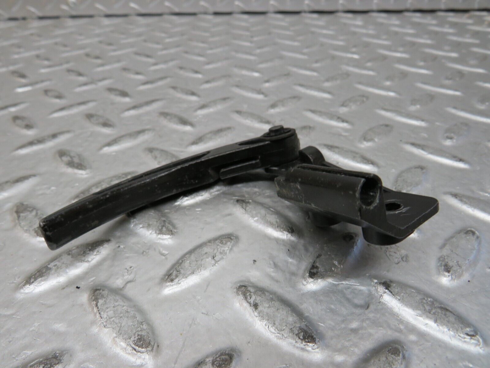 28592 Mercedes-Benz W123 230E Hood Opener Bonnet Opener Release