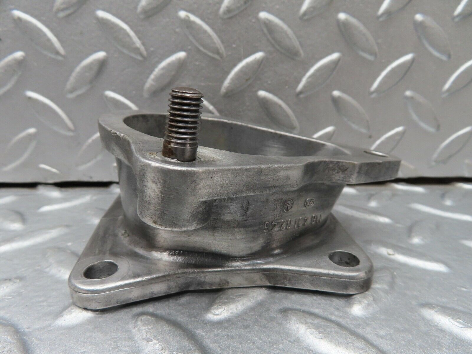 18322 Mercedes-Benz W111 220SE Coupe Brake Booster Flange 1104310245