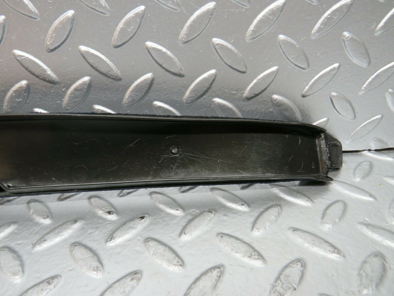 24608 Mercedes-Benz W140 S320 C Pillar Side Cover Right Side Blue 1406902126