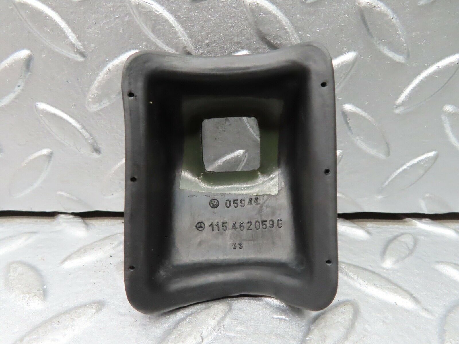 20968 Mercedes-Benz W114 250CE Coupe Indicator Rubber Cover 1154620596