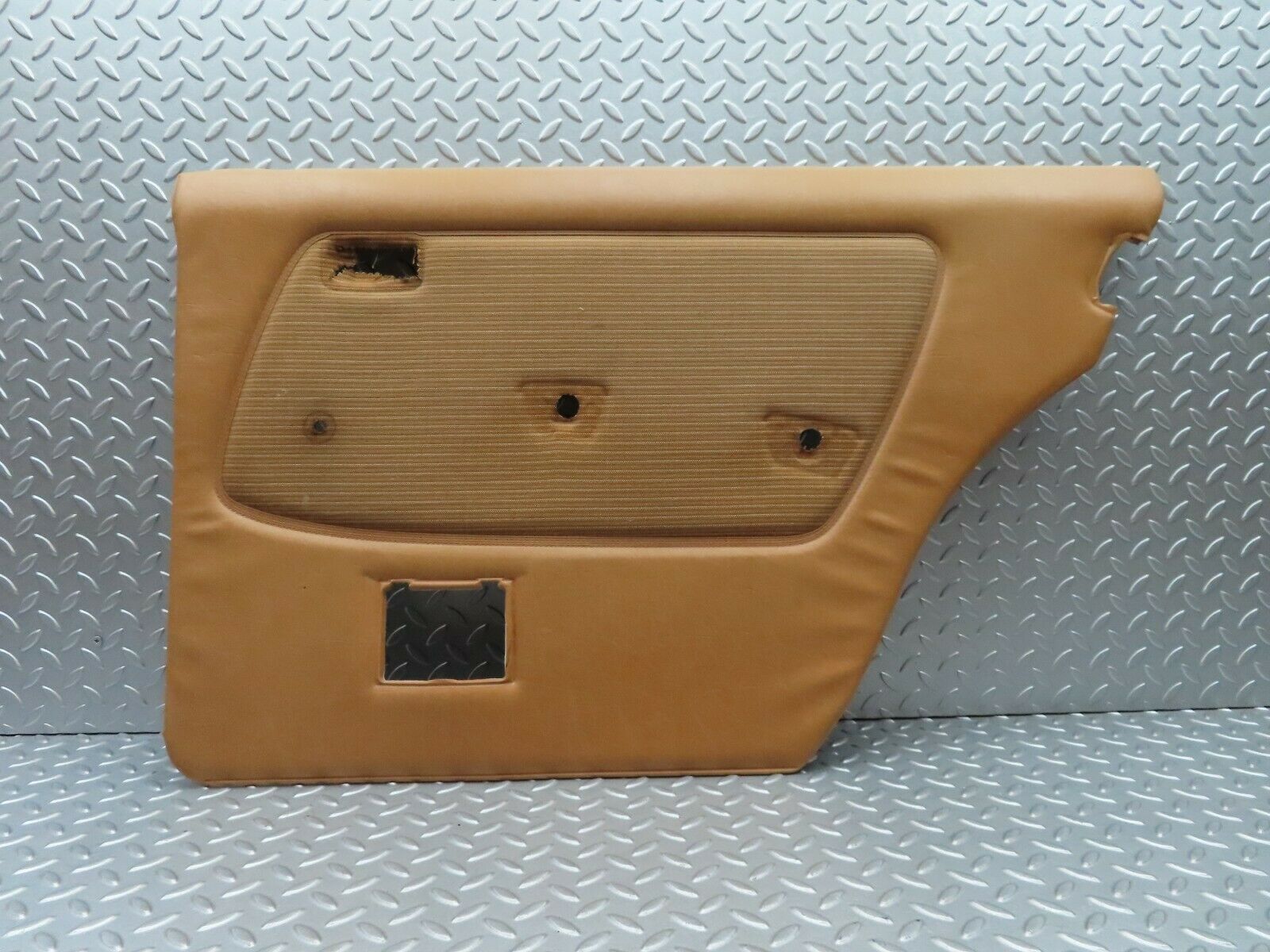 5723 Mercedes-Benz W123 200 Rear Right Door Card
