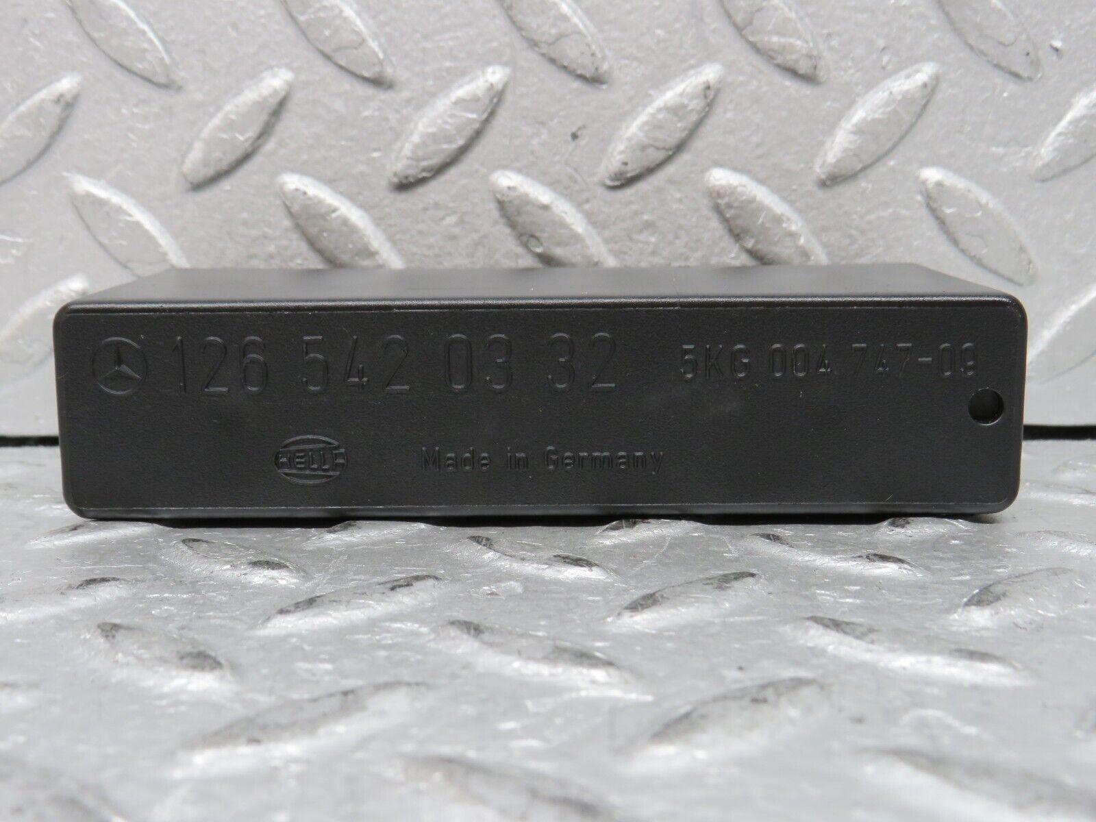 37904 Mercedes-Benz A124 320E Cabriolet Headlight Control Unit Relay 1265420332
