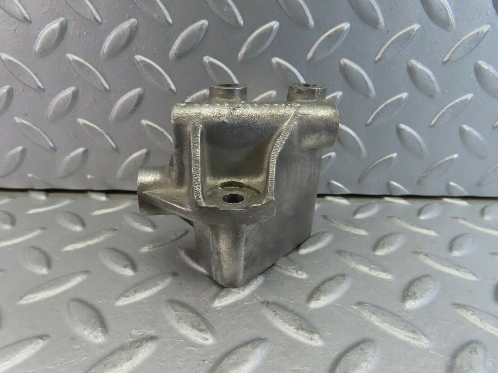 10107 Mercedes-Benz C123 230CE Coupe Alternator Holder Bracket 1021550135