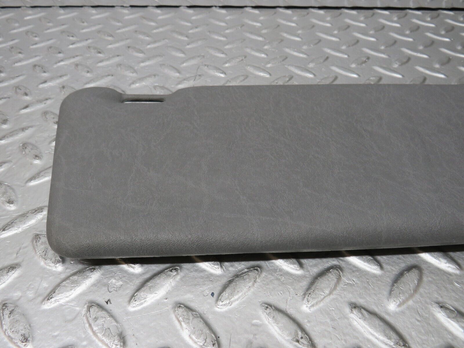 31275 Mercedes-Benz S124 220TE Wagon Sun Visor Right Side