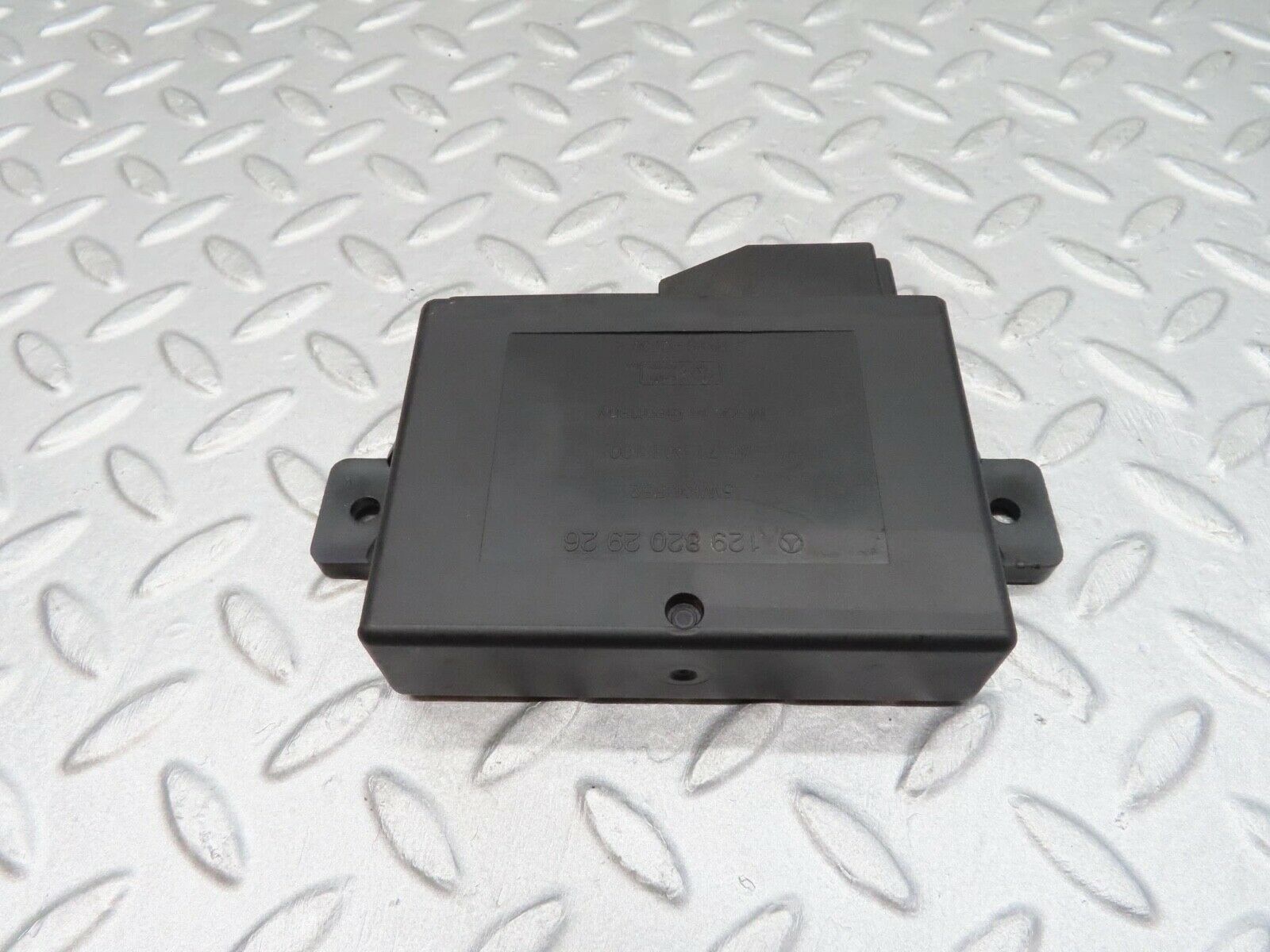 11900 Mercedes-Benz R129 300SL Coupe Infrared Alarm Control Module