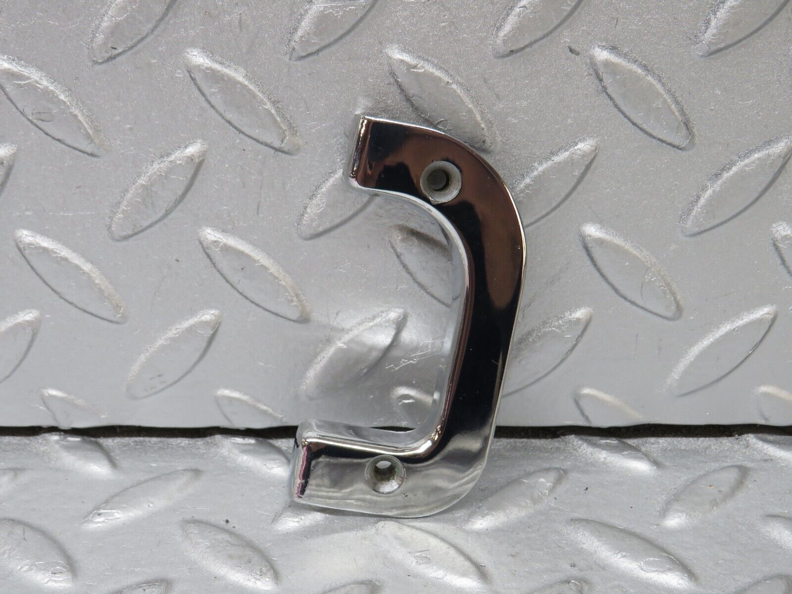 36894 Mercedes-Benz C126 420SEC Coupe Interior Chrome Door Latch Right 1237230224