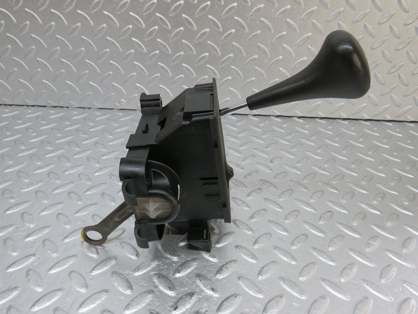 34161 Mercedes-Benz W124 260E Automatic Gear Shift Selector 2012670905