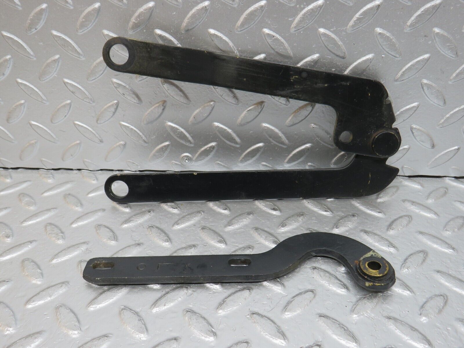 32255 Mercedes-Benz C107 350SLC Coupe Bonnet Hinge Left Side