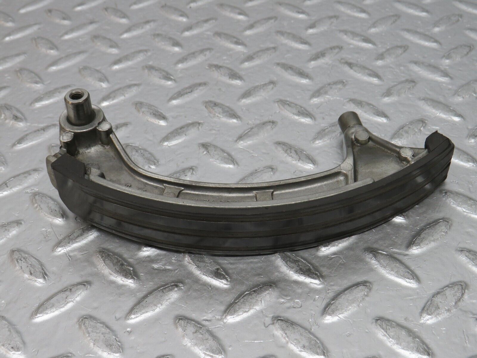 0075 Mercedes-Benz W116 350SE Timing Chain Rail Guide 1160502416