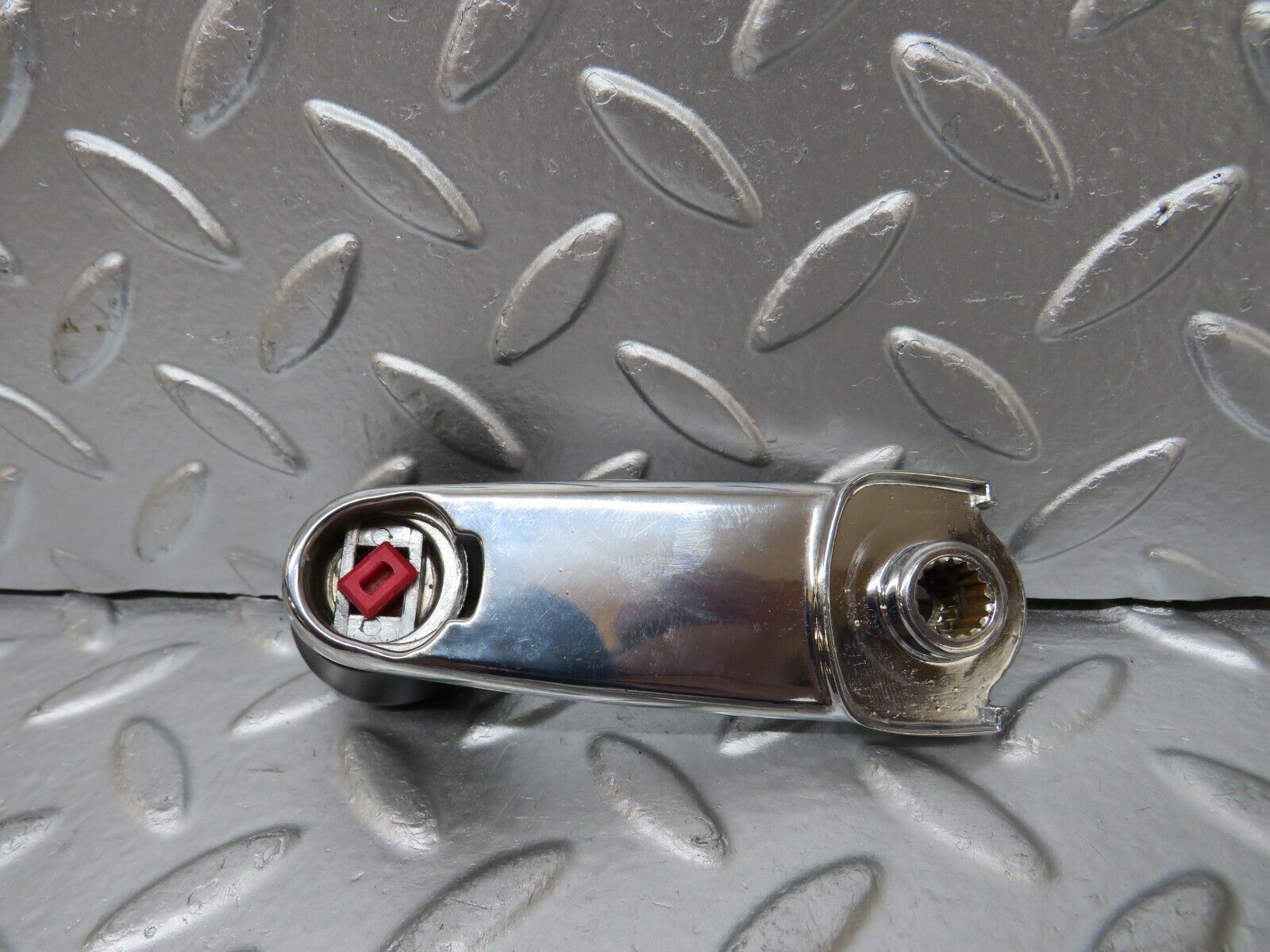 25542 Mercedes-Benz W123 200 Window Lifter Crank Handle