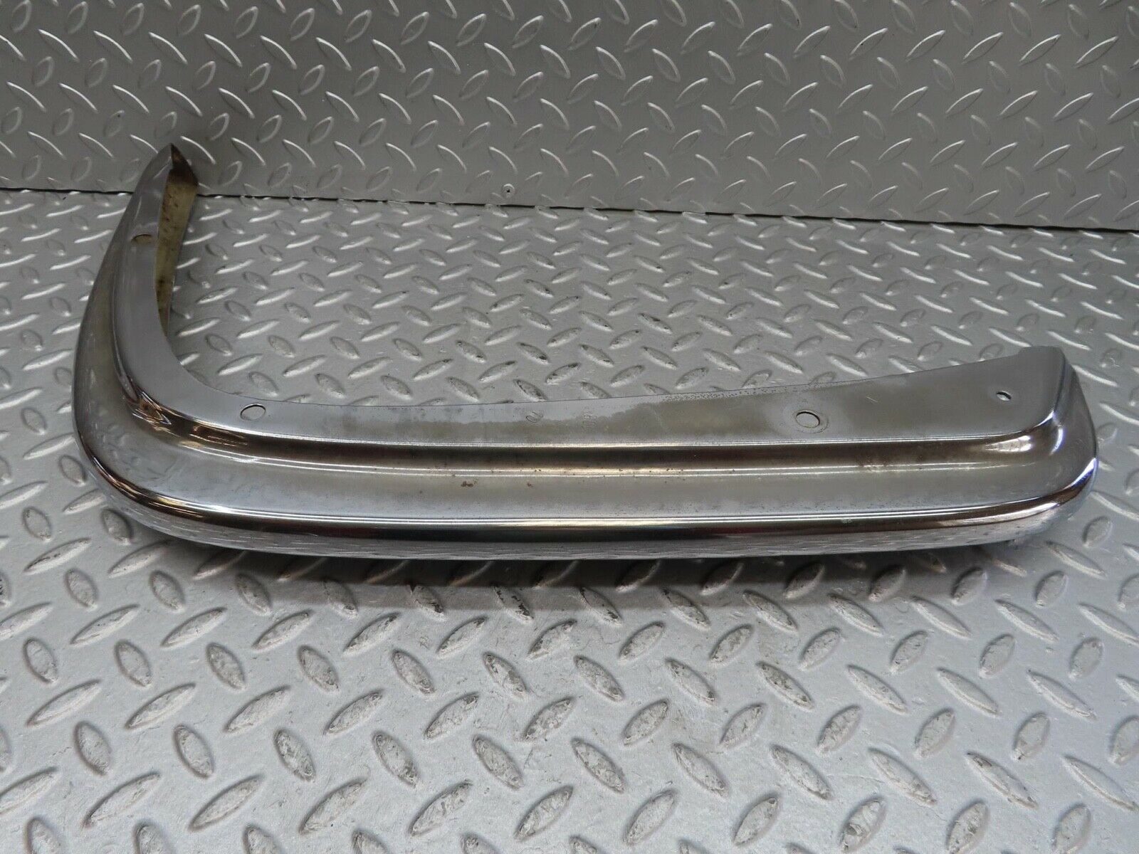 12601 Mercedes-Benz W108 Front Right Upper Bumper Corner