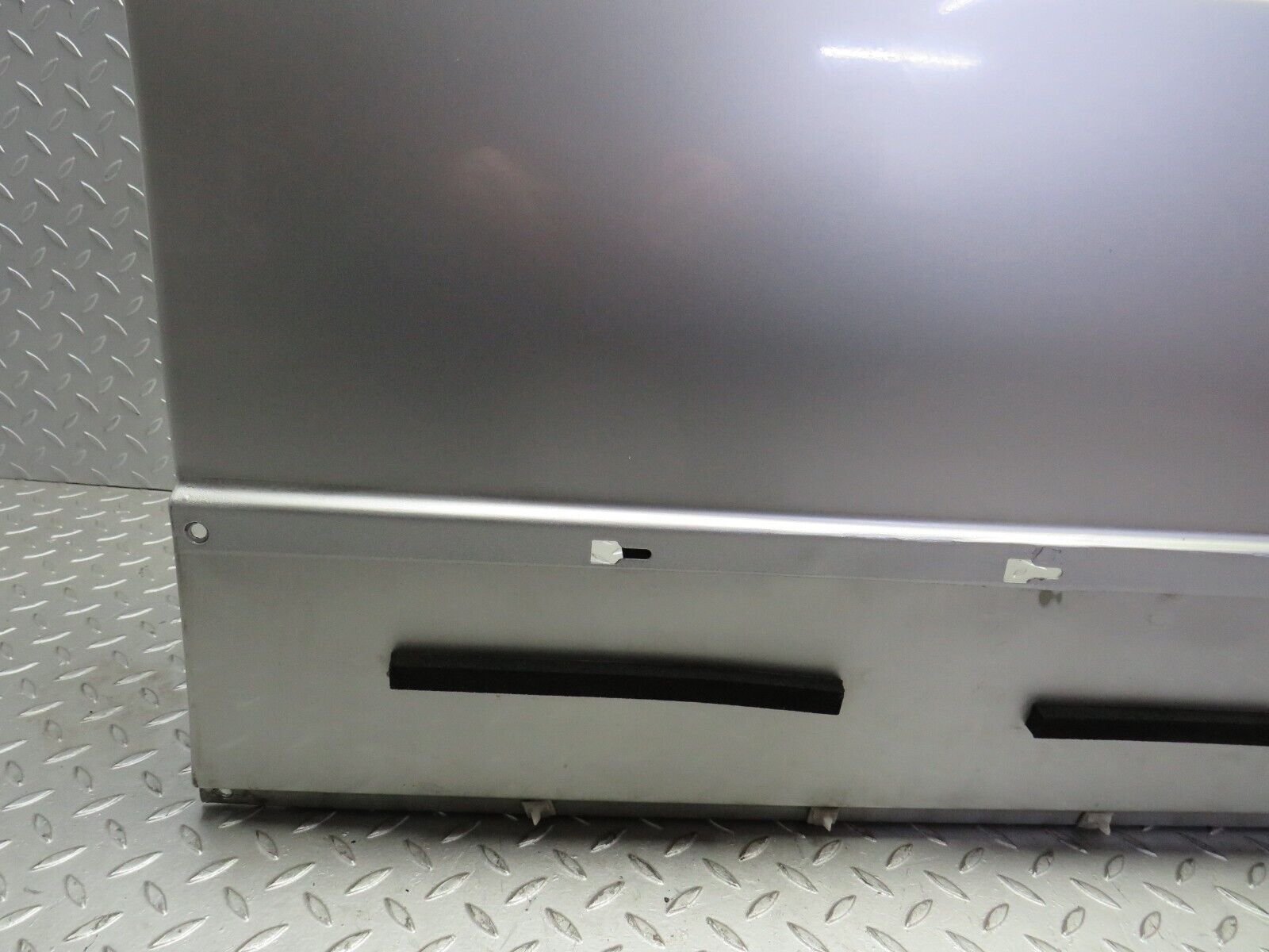 31824 Mercedes-Benz W201 190LE 1.8L Front Right Door