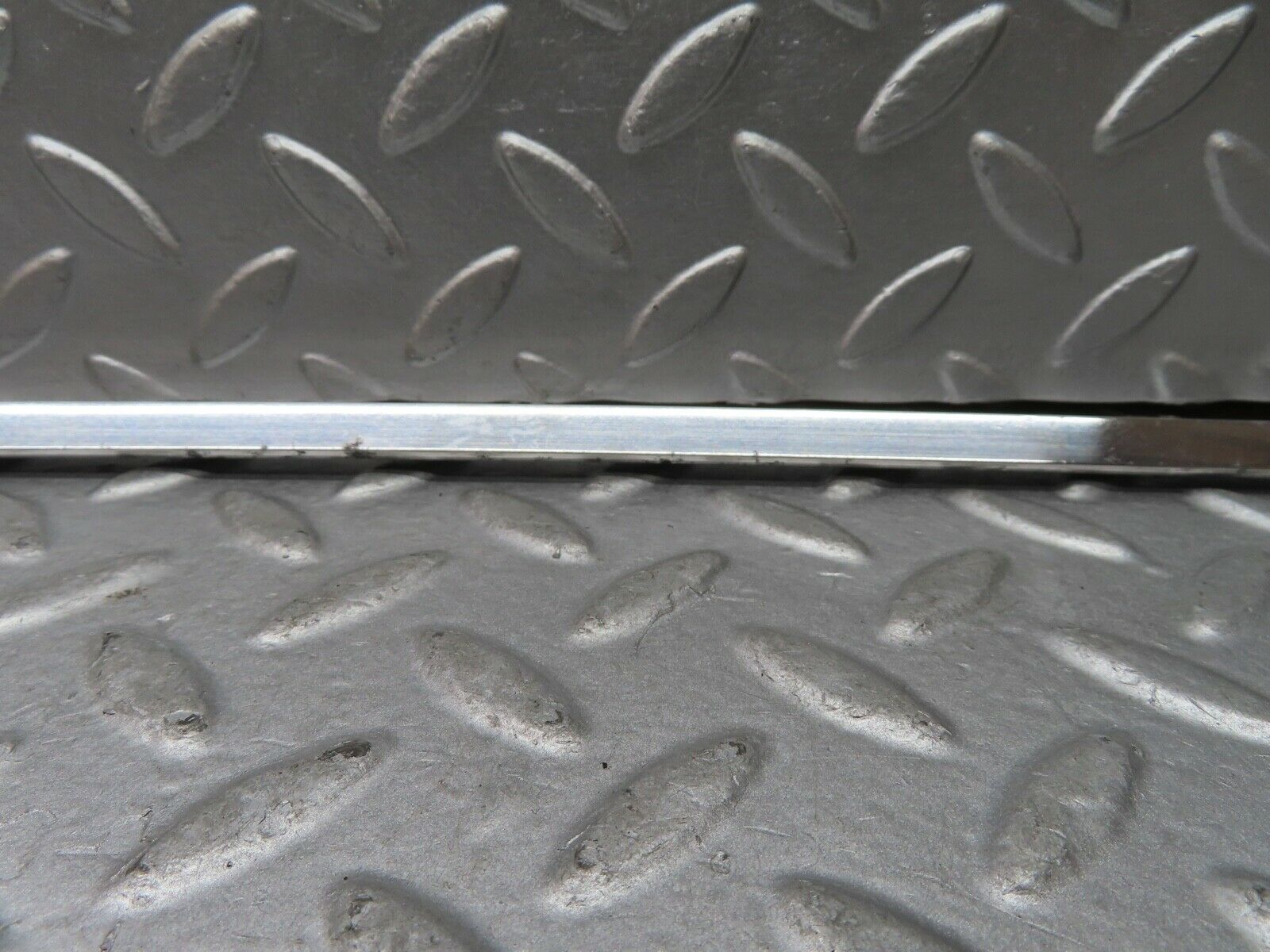 20446 Mercedes-Benz W114 280CE Coupe Sunroof Chrome Trim