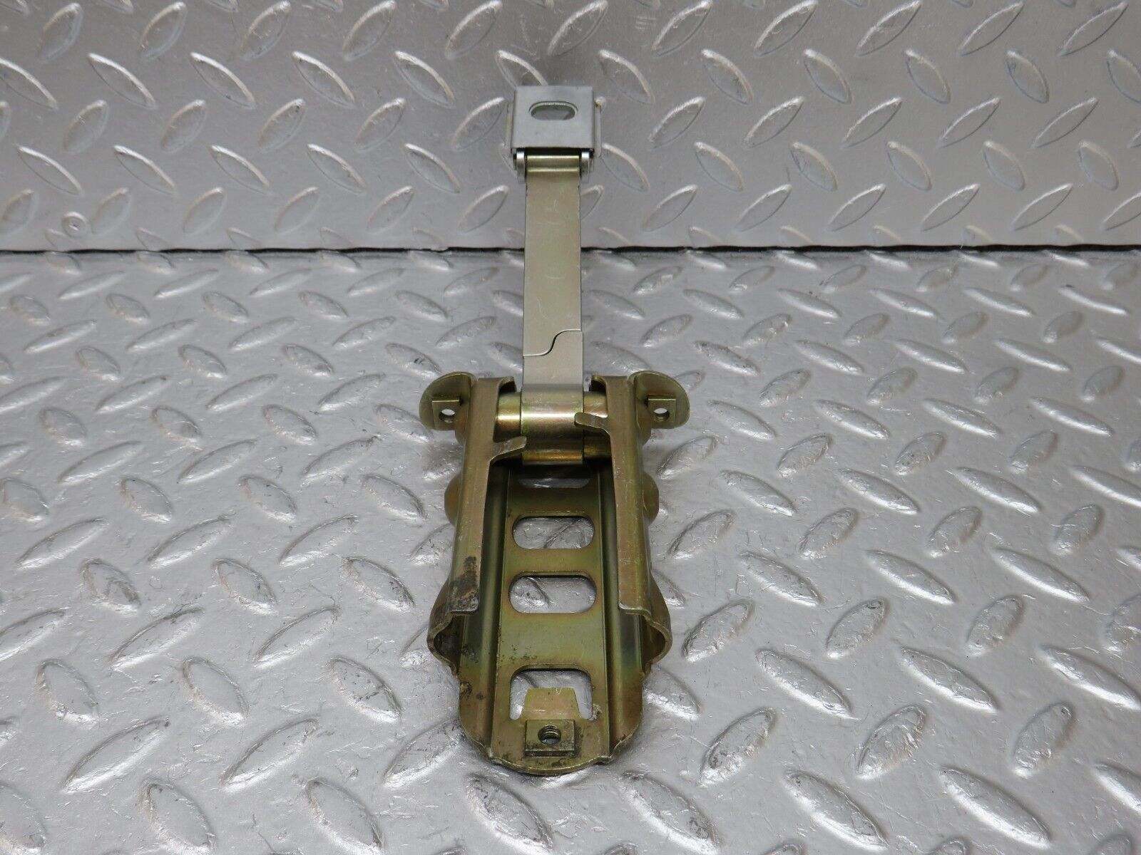 34693 Mercedes-Benz W210 320E Door Safety Check Strap