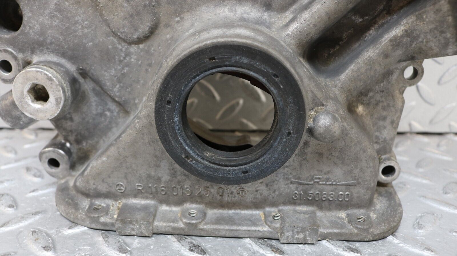 37173 Mercedes-Benz C126 420SEC Coupe Timing Chain Cover 1160152501