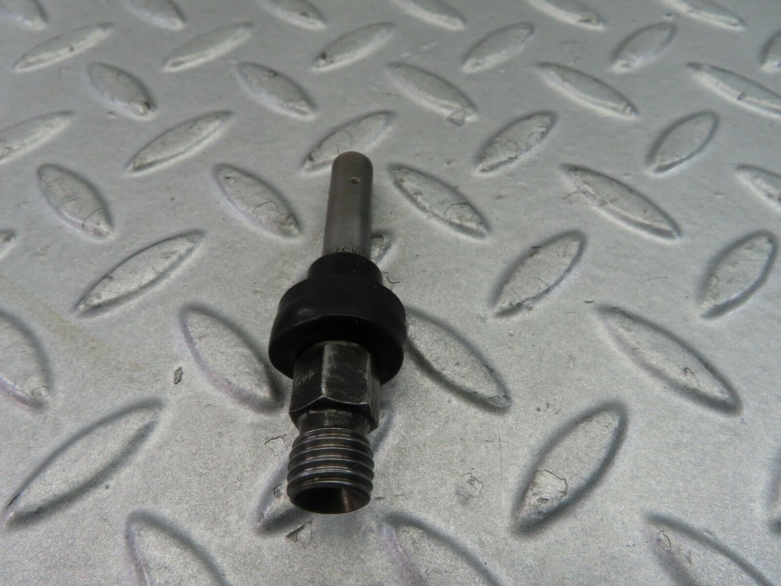 7789 Mercedes-Benz S123 230TE Wagon Fuel Injector Bosch 0437502010