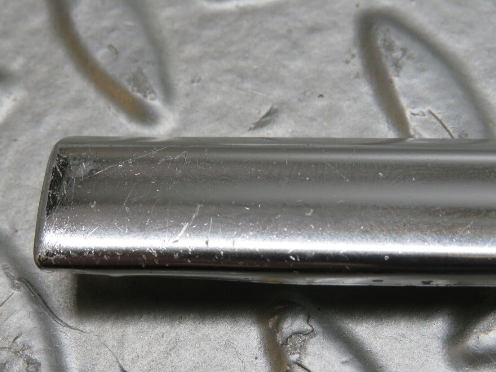 28471 Mercedes-Benz S123 240D Wagon Front Right Door Chrome Moulding Trim