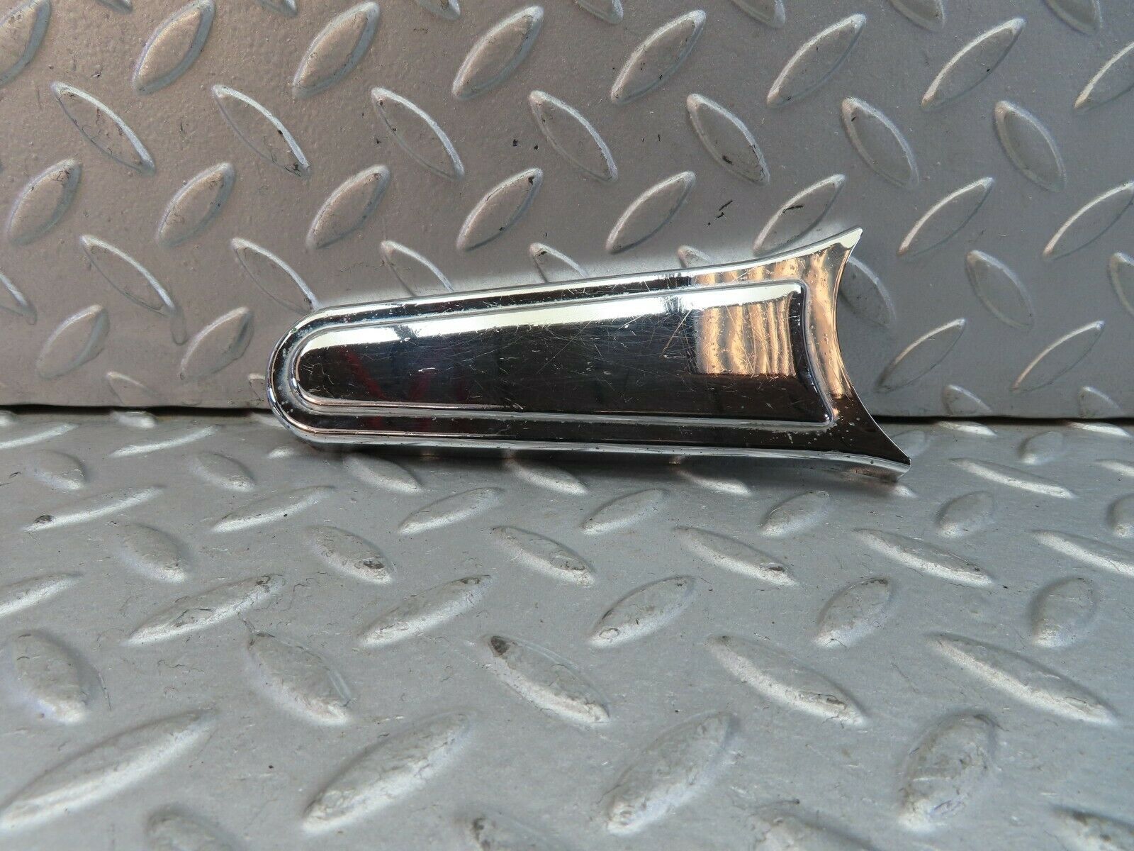 9006 Mercedes-Benz W108 Coupe Left Seat Upper Chrome Cover 1089130528