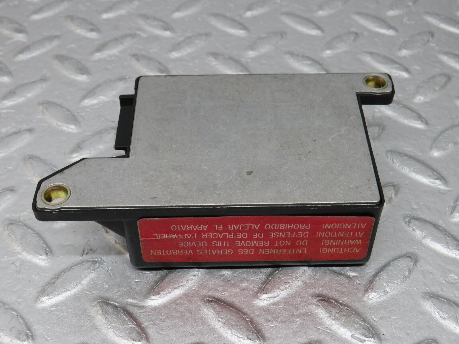 36547 Mercedes-Benz W201 190E 2.0L Crash Sensor Bosch 0038200710