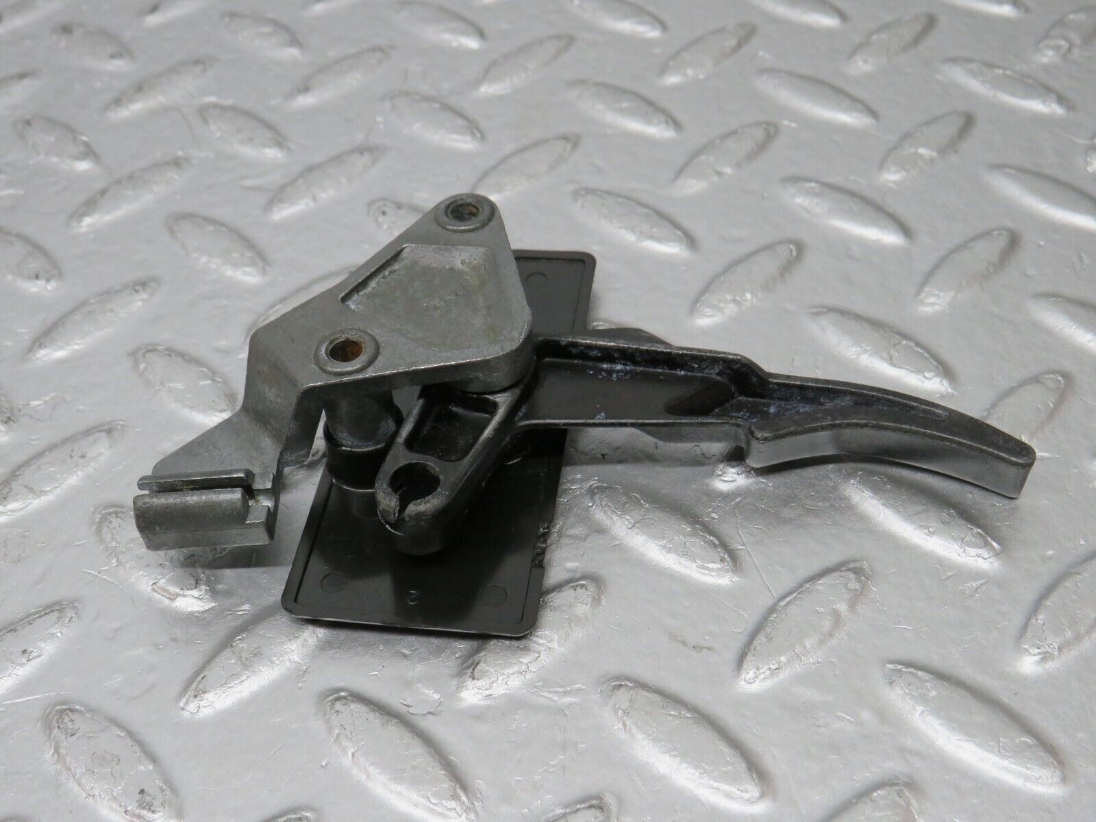 34417 Mercedes-Benz C126 380SEC Coupe Hood Opener Bonnet Opener