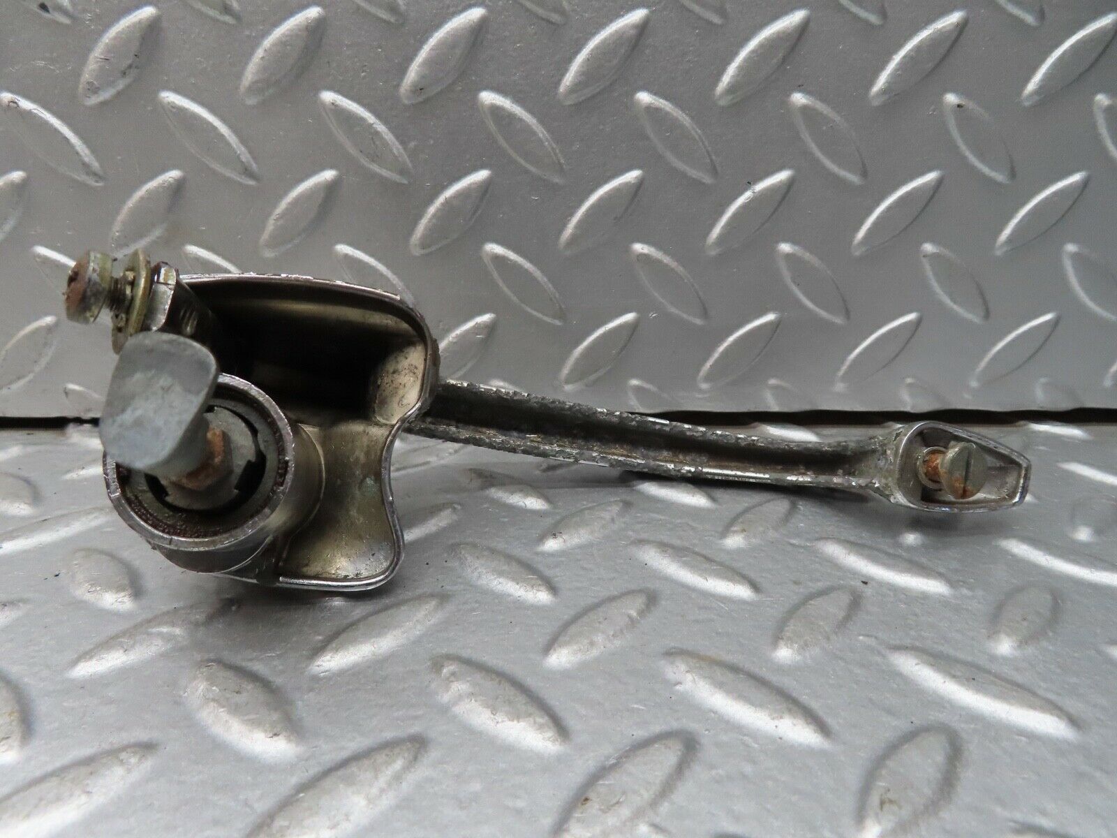 18778 Mercedes-Benz W120 W121 Ponton Exterior Chrome Door Handle Left Side