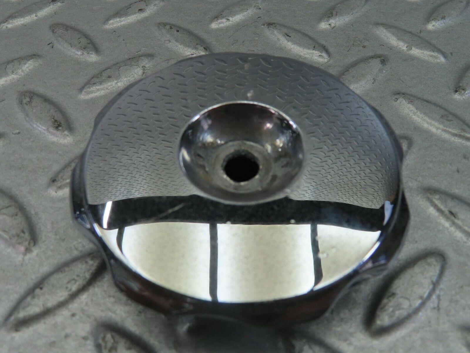 8712 Mercedes-Benz W115 Front Emblem Badge Base Holder 1158800186