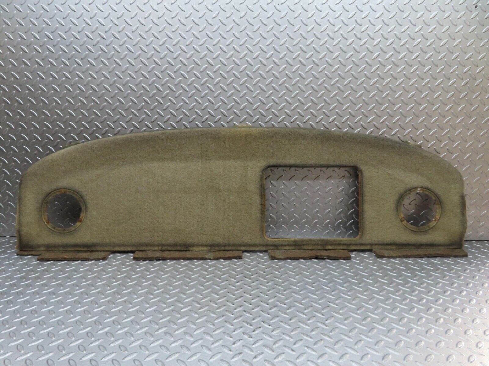 7043 Mercedes-Benz W123 230E Parcel Shelf