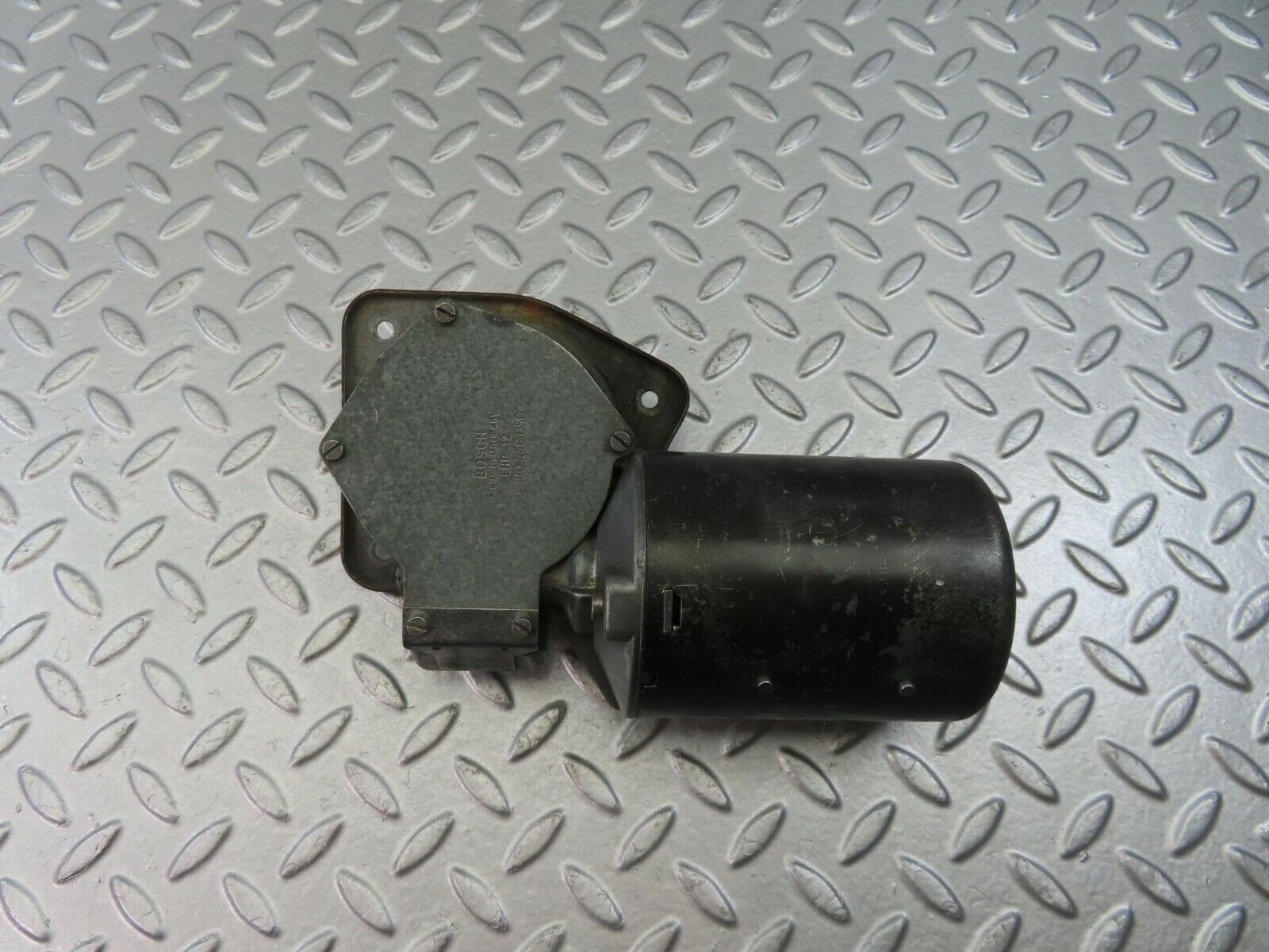 8904 Mercedes-Benz W108 Wiper Motor Bosch 0390446050