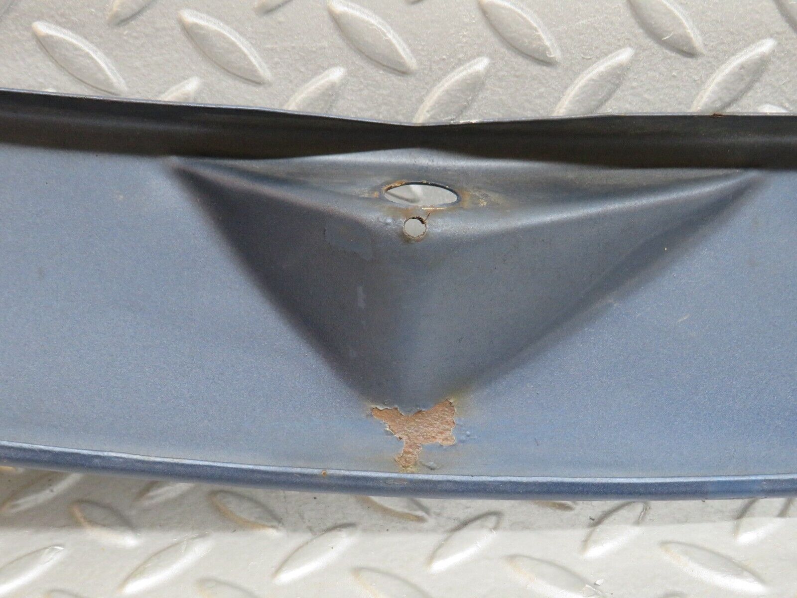 37335 Mercedes-Benz W109 300SEL Wiper Motor Cover