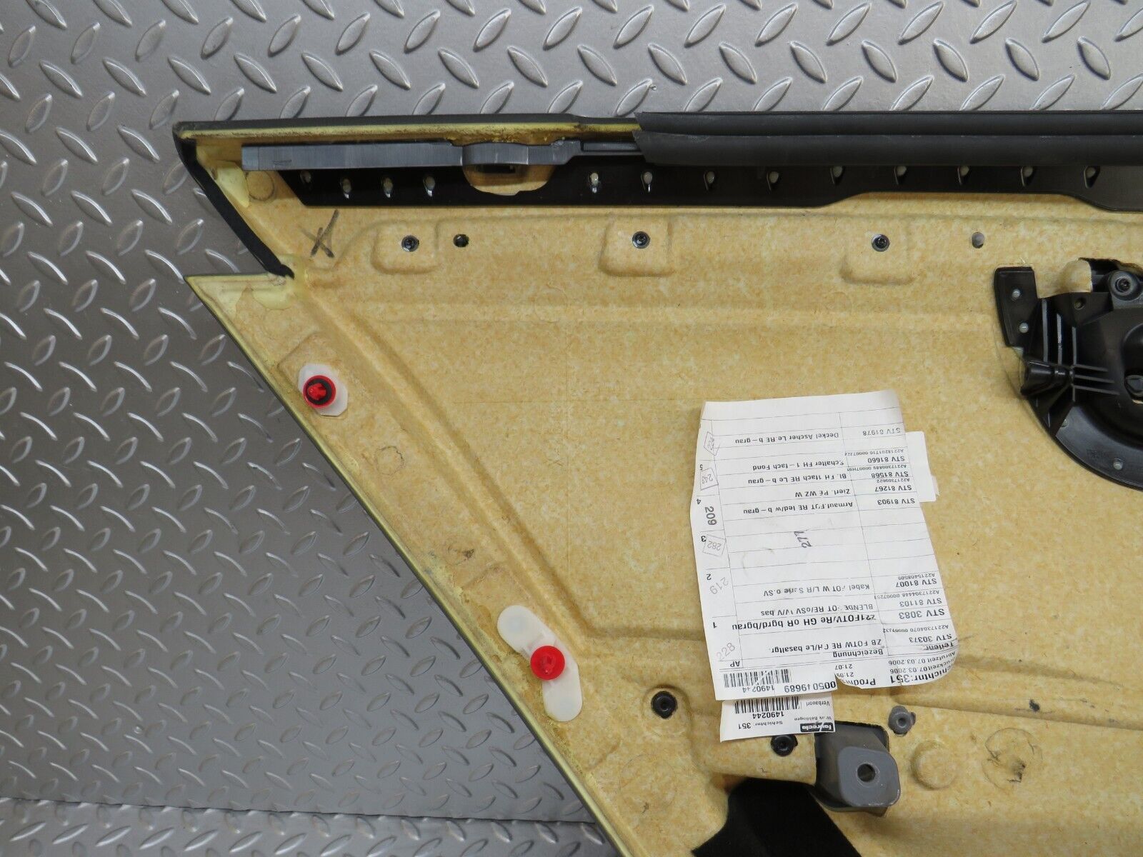 35102 Mercedes-Benz W221 Rear Right Door Card