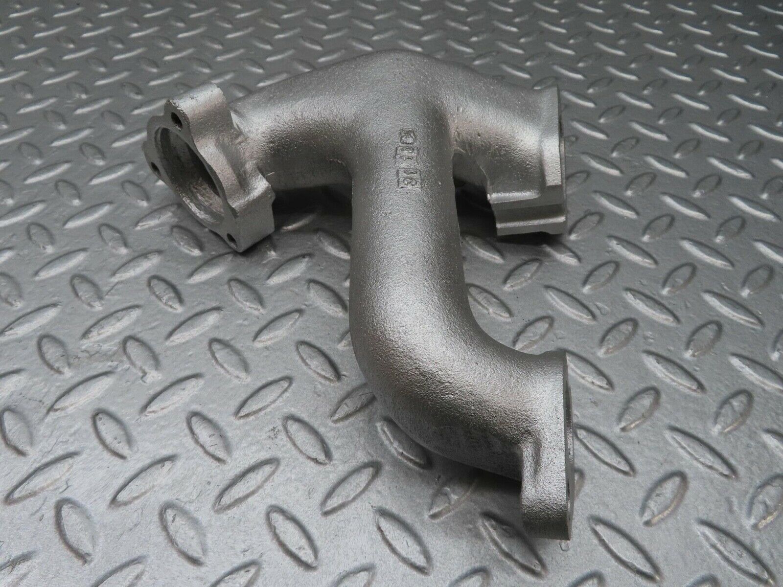 12799 Mercedes-Benz W111 220SE Exhaust Manifold Cylinder 4-6 1271420504