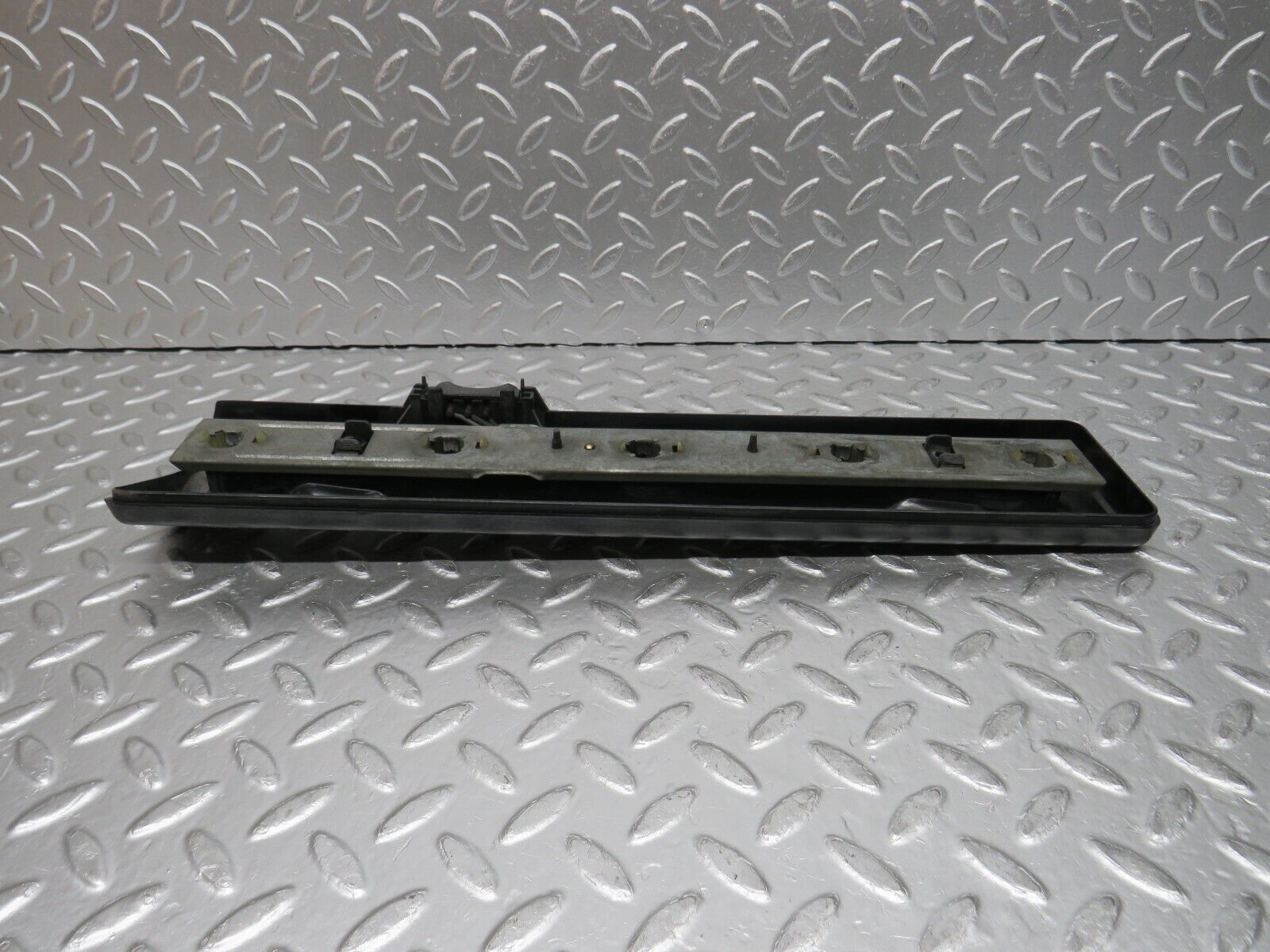 0105 Mercedes-Benz W123 Tail Light Bulb Holder Right Side 22064R