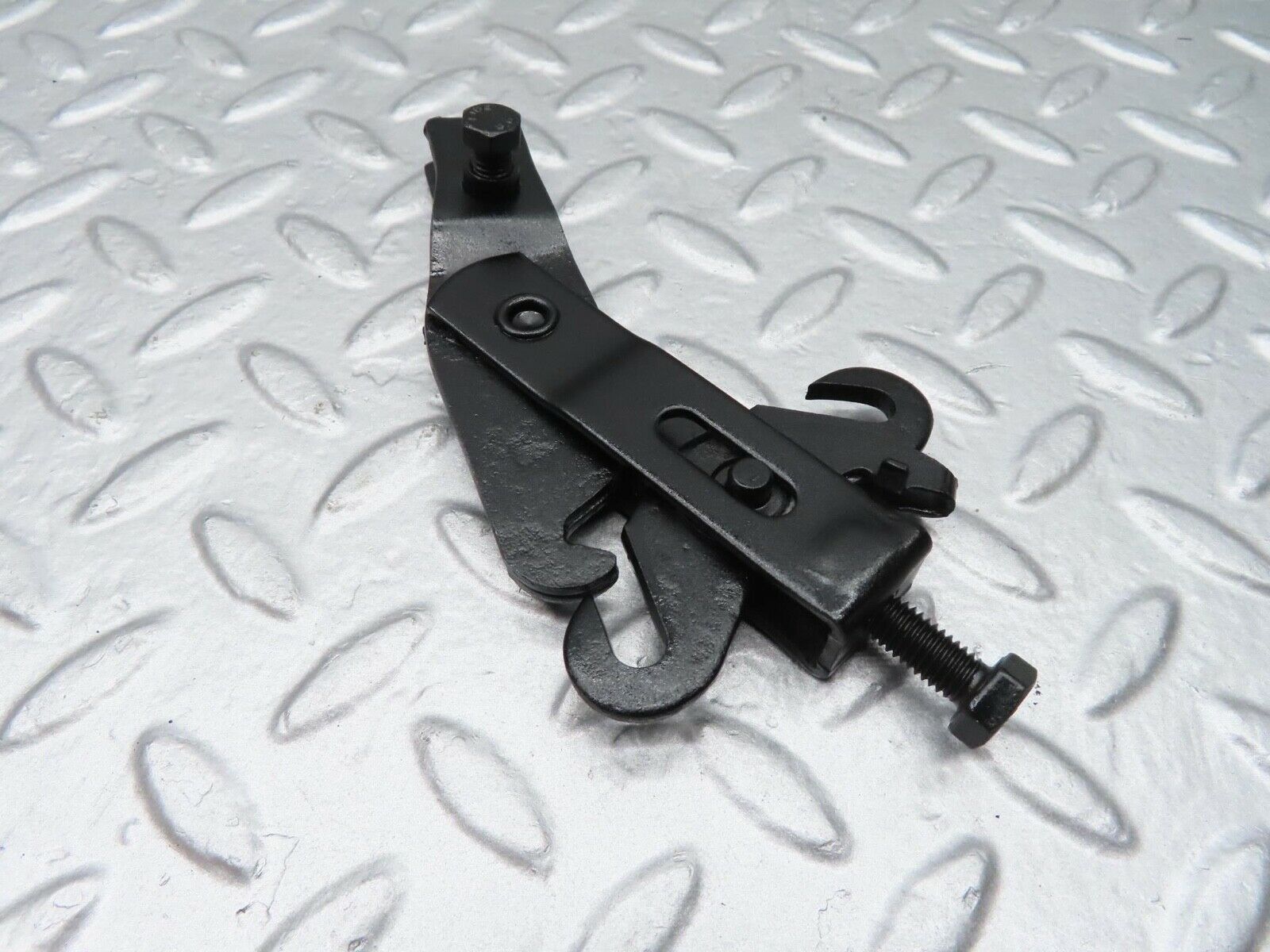 14806 Mercedes-Benz W201 190E Handbrake Adjusting Handbrake Regulator