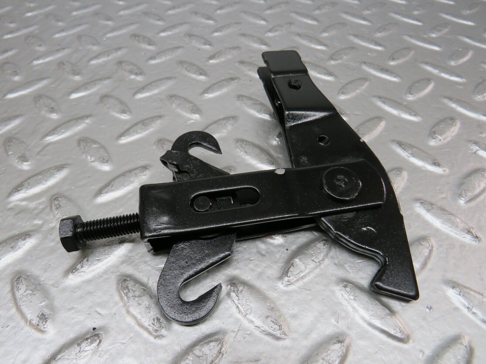 26735 Mercedes-Benz C124 220CE Coupe Handbrake Adjusting Handbrake Regulator