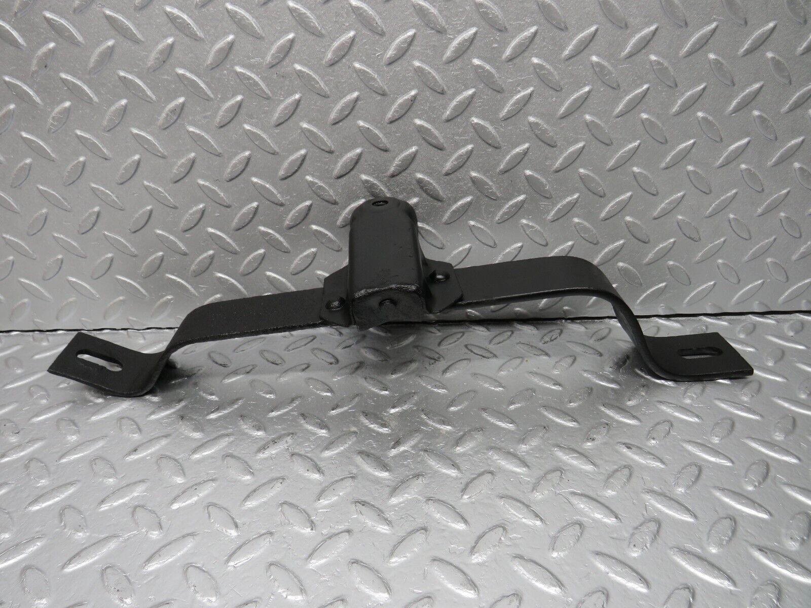 40392 Mercedes-Benz W110 230 Rear Right Bumper Bracket